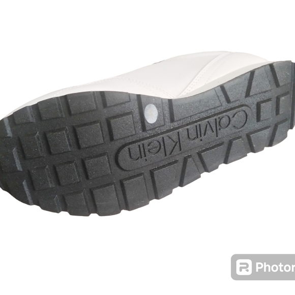 Calvin Klein Women's Caden 2 Casual Fashion Sneakers Cushioned Size 9 Modern - Picture 10 of 10